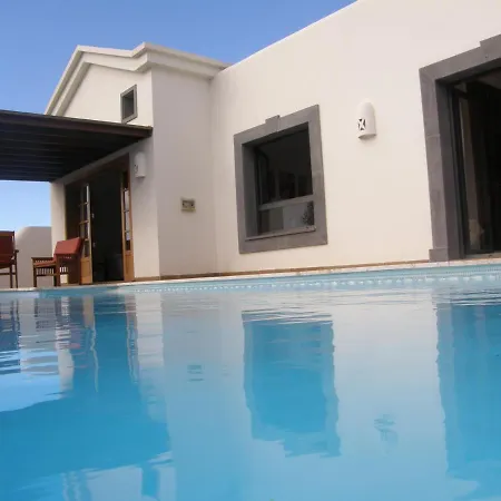 Villa Bol-can Con Piscina Privada Playa Blanca (Lanzarote)