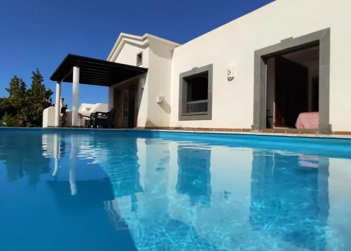 Villa Bol-can Con Piscina Privada Playa Blanca (Lanzarote)