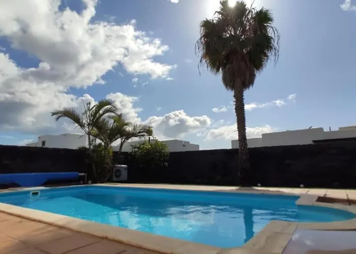 Bol-can Con Piscina Privada