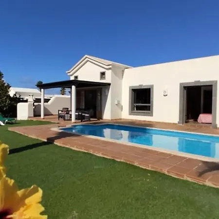 Bol-can Con Piscina Privada *