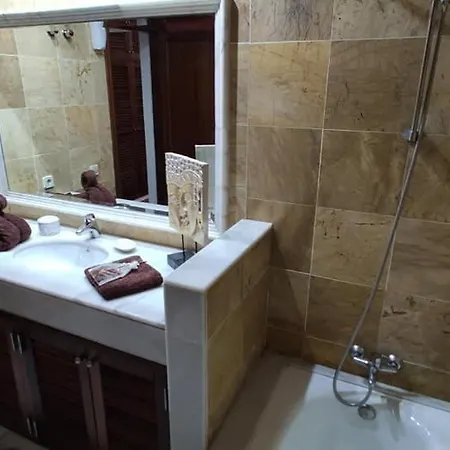 Bol-can Con Piscina Privada Villa *