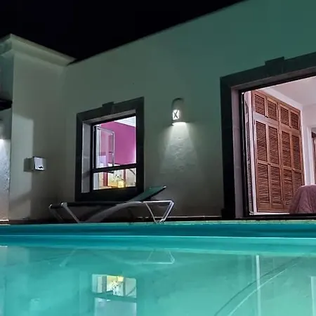 Bol-can Con Piscina Privada Villa Playa Blanca (Lanzarote)