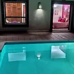 Bol-can Con Piscina Privada بلايا بلانكا