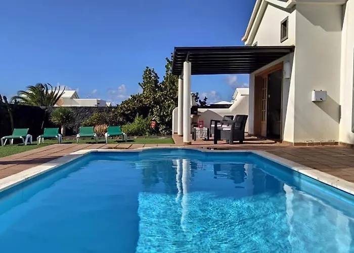 Bol-can Con Piscina Privada Villa Playa Blanca (Lanzarote)